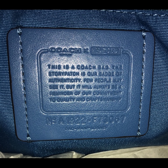 💙Ⓜ️💙Coach Mini Bennett Pac-Man Ghost Print - Picture 5 of 8